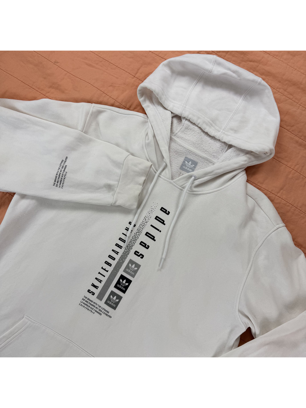Adidas Skateboarding Hoodie Mens M White Graphic Logo Pullover Streetwear Skate